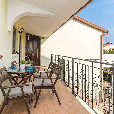 Apartments Junek Rovinj Exterior photo